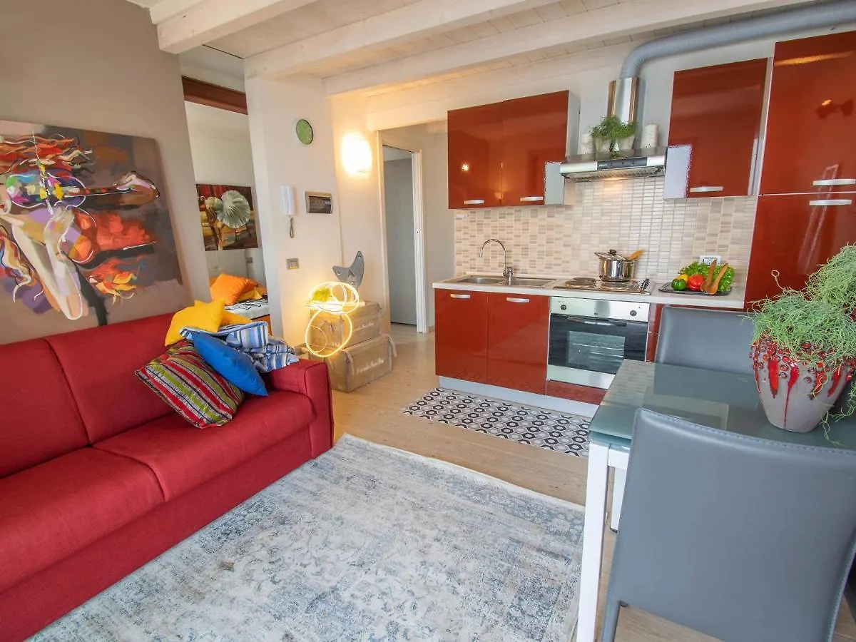 Apartament Van Gogh - Beautiful Lake Iseo View And Swimming Pool Parzanica